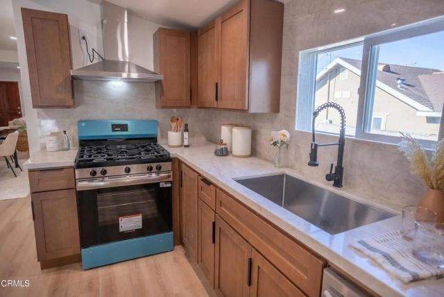 243 Fraser Lane, Ventura, CA 93001