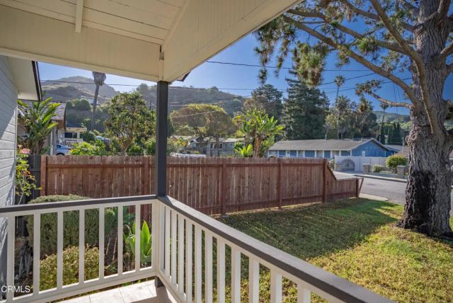 243 Fraser Lane, Ventura, CA 93001