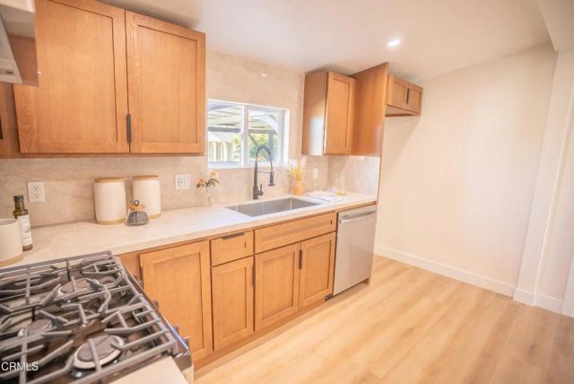 243 Fraser Lane, Ventura, CA 93001