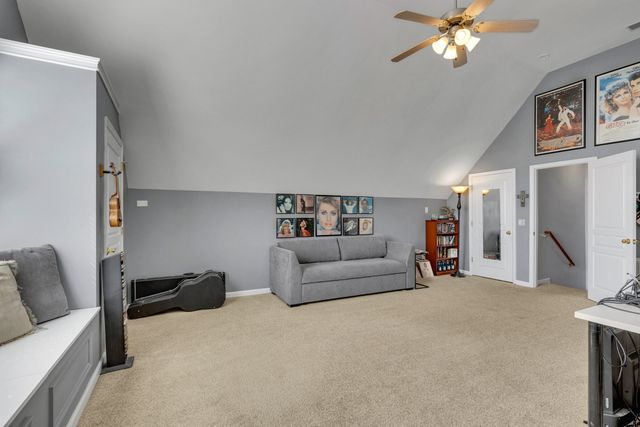 1004 Notting Hill Dr, Gallatin, TN 37066