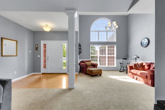 1004 Notting Hill Dr, Gallatin, TN 37066