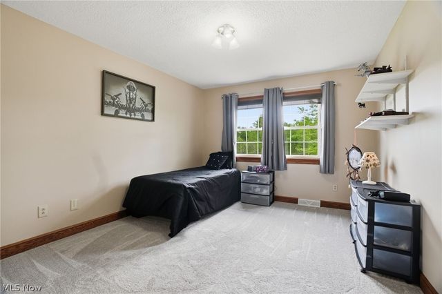 16159 Gar Highway, Montville, OH 44064