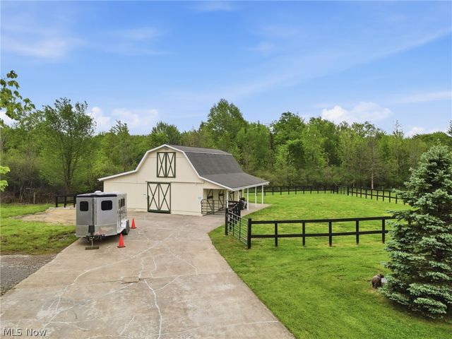 16159 Gar Highway, Montville, OH 44064