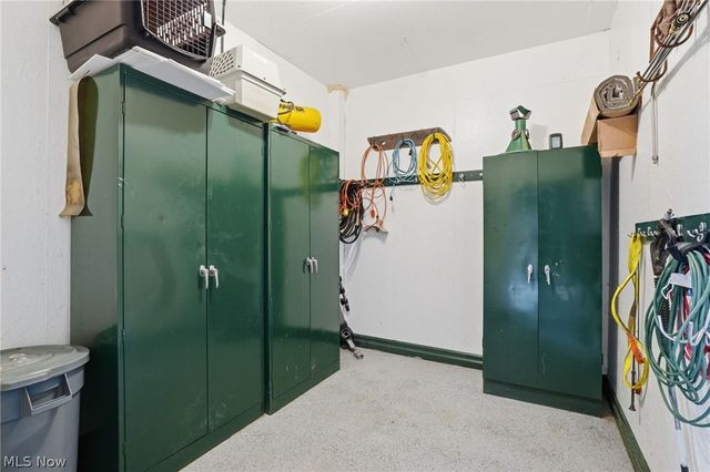 16159 Gar Highway, Montville, OH 44064