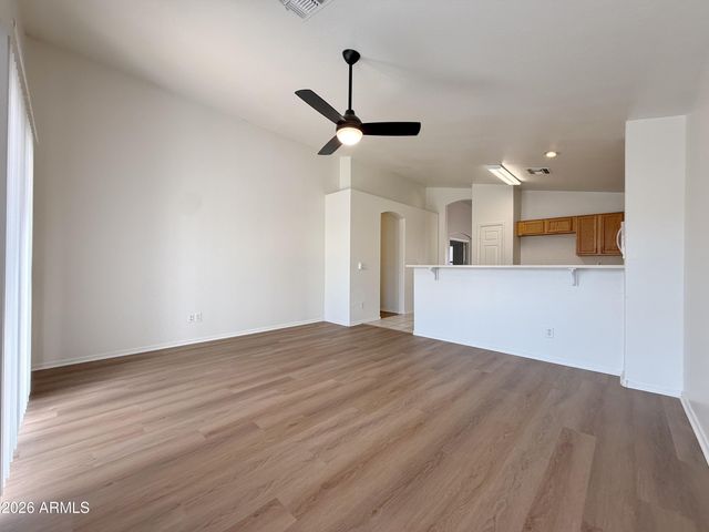 11171 W GRISWOLD Road, Peoria, AZ 85345