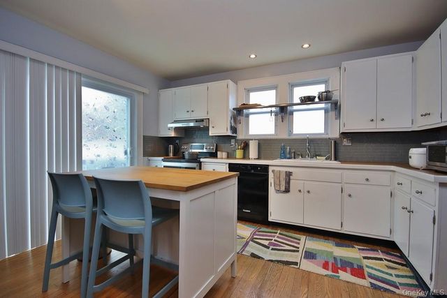 8 Harper Avenue, Montrose, NY 10548