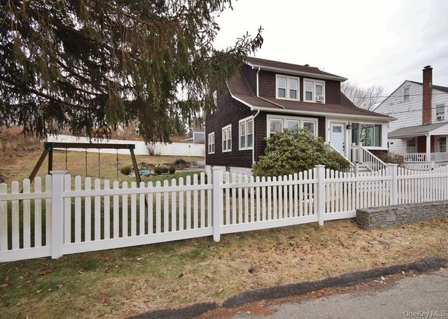 8 Harper Avenue, Montrose, NY 10548