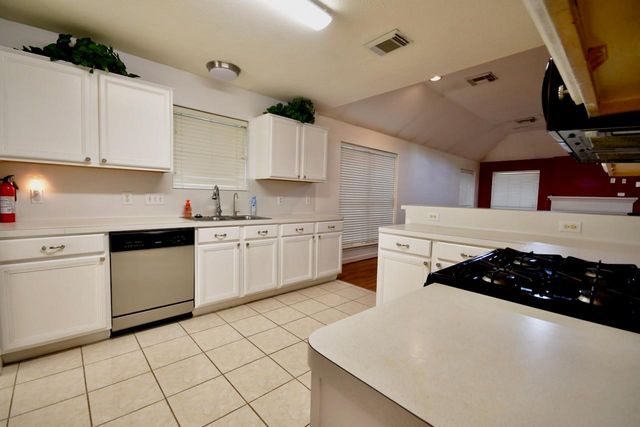 8974 N Deer Meadow Drive, Houston, TX 77071