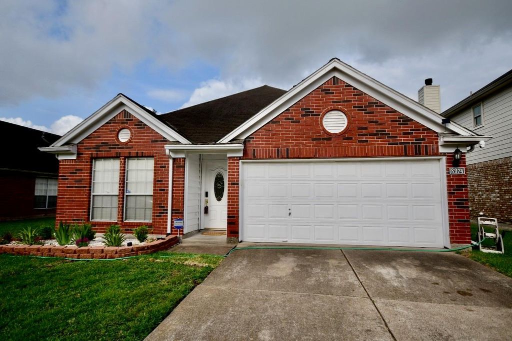 8974 N Deer Meadow Drive, Houston, TX 77071