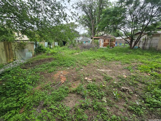 331 Weinberg, San Antonio, TX 78214
