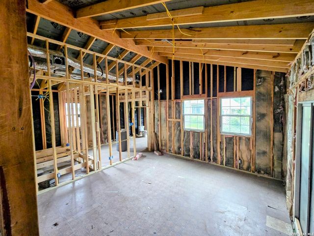 331 Weinberg, San Antonio, TX 78214