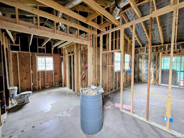 331 Weinberg, San Antonio, TX 78214