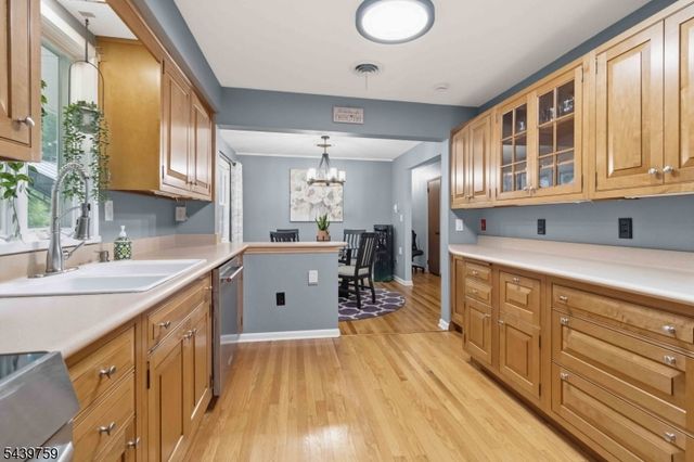 69 High Ave, Randolph Twp., NJ 07869