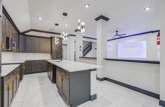 14414 Castle Cove Lane, Houston, TX 77044