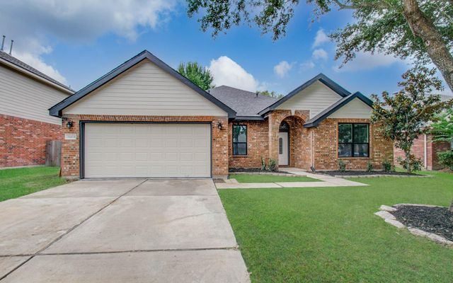 14414 Castle Cove Lane, Houston, TX 77044