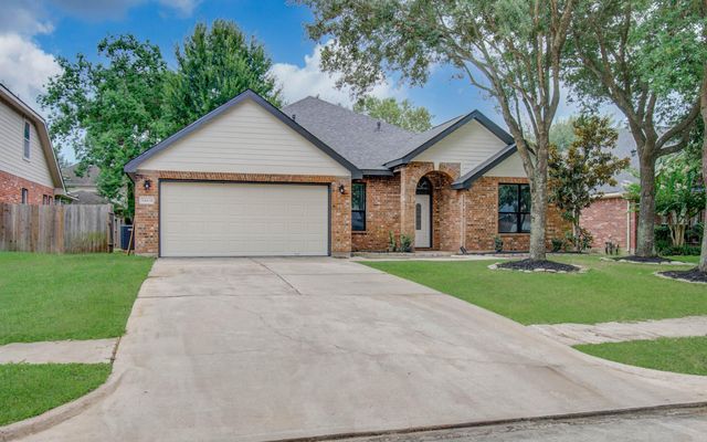 14414 Castle Cove Lane, Houston, TX 77044
