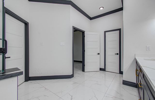 14414 Castle Cove Lane, Houston, TX 77044