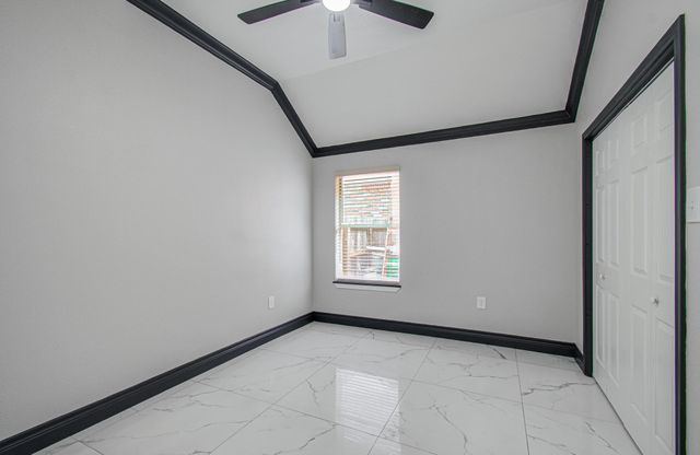 14414 Castle Cove Lane, Houston, TX 77044