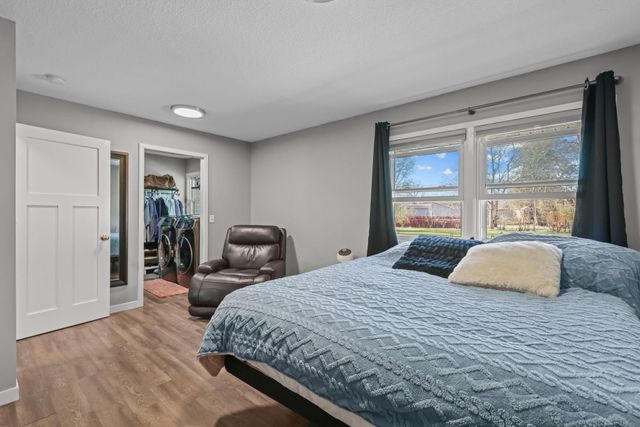 2924 116th Avenue NW, Coon Rapids, MN 55433