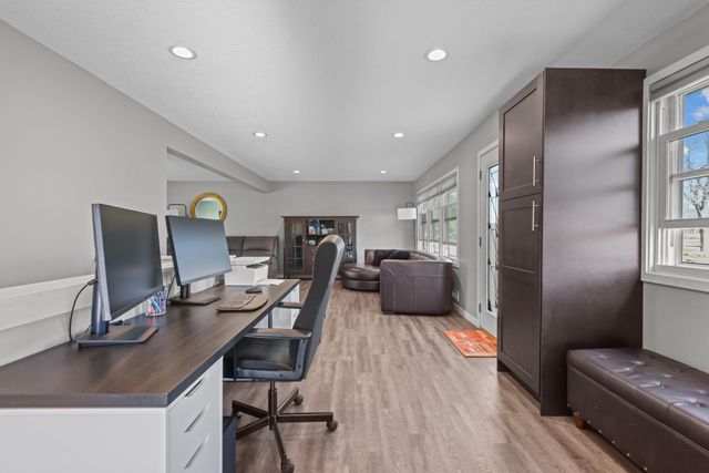 2924 116th Avenue NW, Coon Rapids, MN 55433