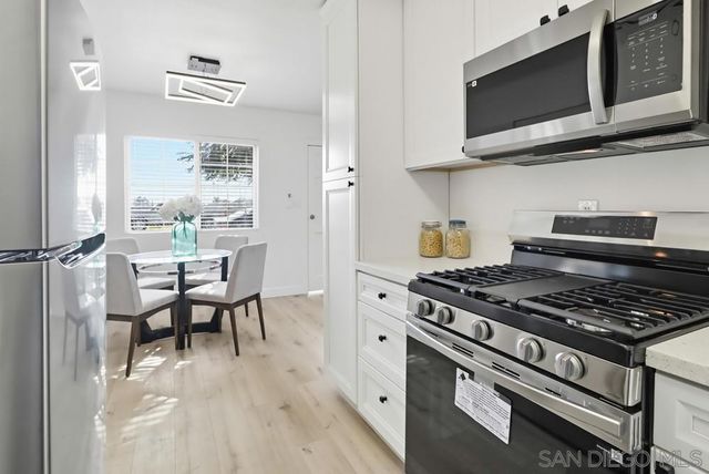 415 417 26th St., National City, CA 91950