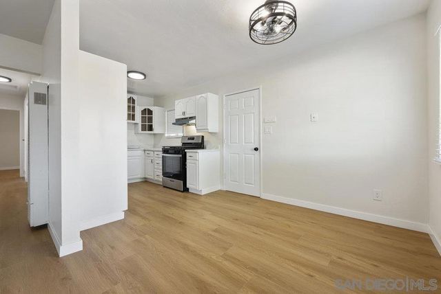 415 417 26th St., National City, CA 91950