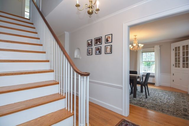 10 Radcliffe Rd, Belmont, MA 02478
