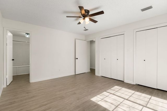 18 Summerwood Drive, Benton, AR 72019