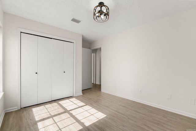 18 Summerwood Drive, Benton, AR 72019