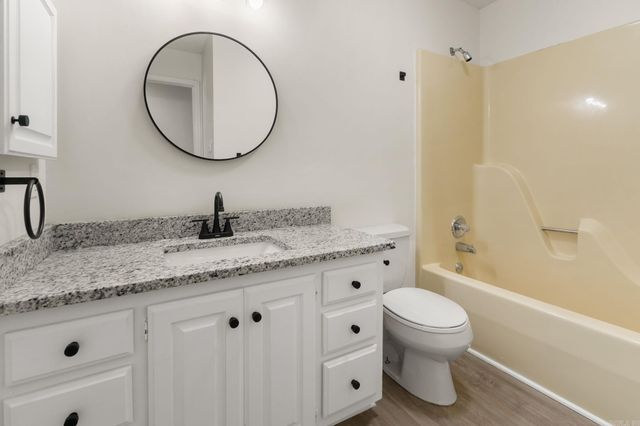 18 Summerwood Drive, Benton, AR 72019