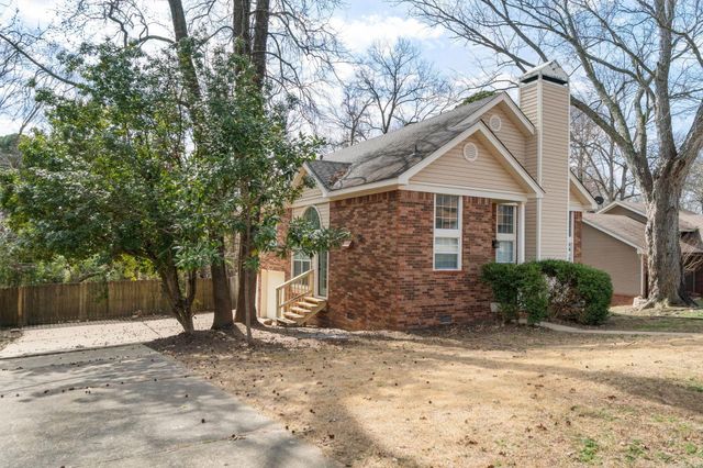 18 Summerwood Drive, Benton, AR 72019