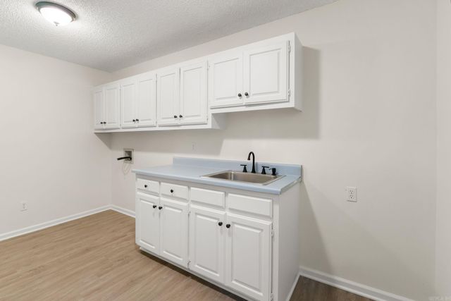 18 Summerwood Drive, Benton, AR 72019