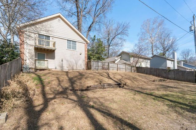 18 Summerwood Drive, Benton, AR 72019