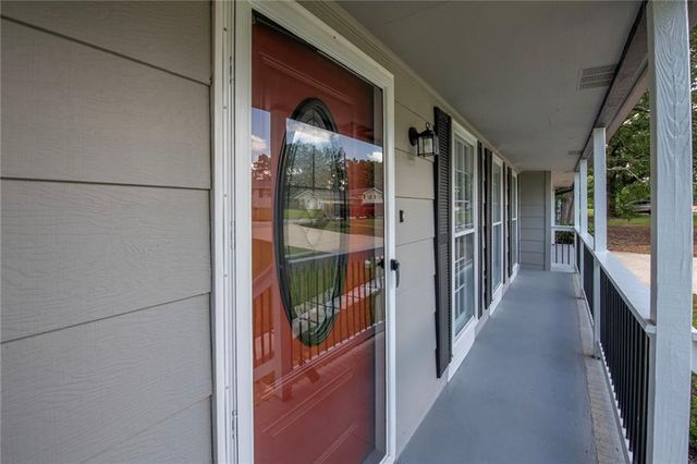 6109 Ridge Way, Douglasville, GA 30135