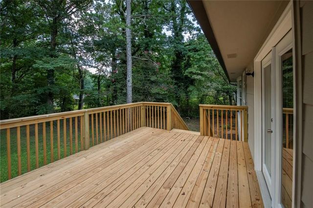 6109 Ridge Way, Douglasville, GA 30135