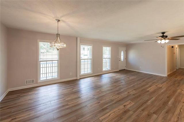6109 Ridge Way, Douglasville, GA 30135