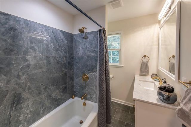 6109 Ridge Way, Douglasville, GA 30135