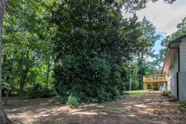 6109 Ridge Way, Douglasville, GA 30135