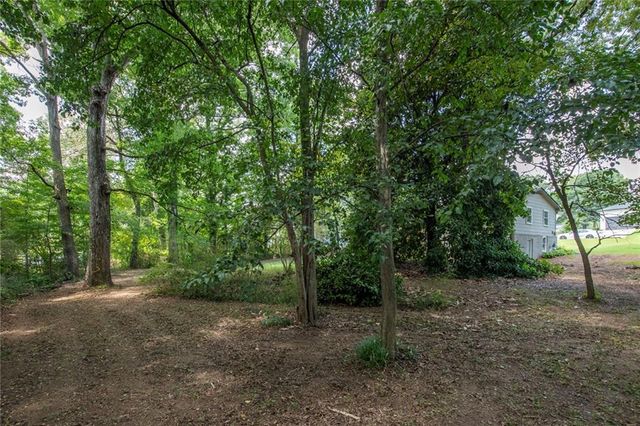 6109 Ridge Way, Douglasville, GA 30135