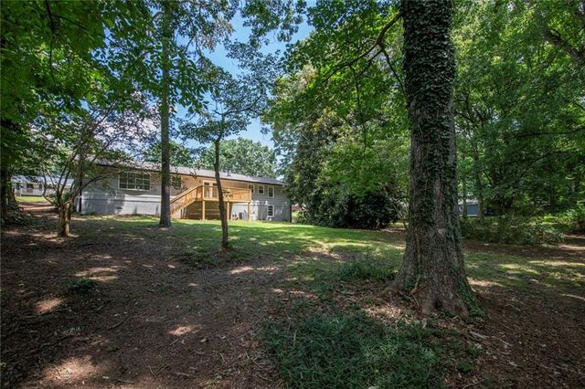 6109 Ridge Way, Douglasville, GA 30135