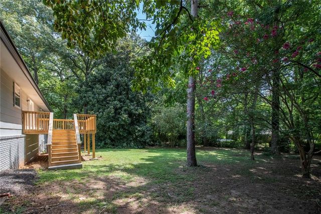 6109 Ridge Way, Douglasville, GA 30135
