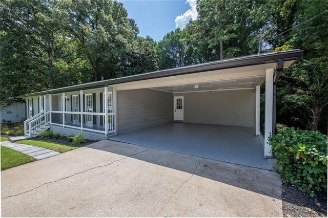 6109 Ridge Way, Douglasville, GA 30135