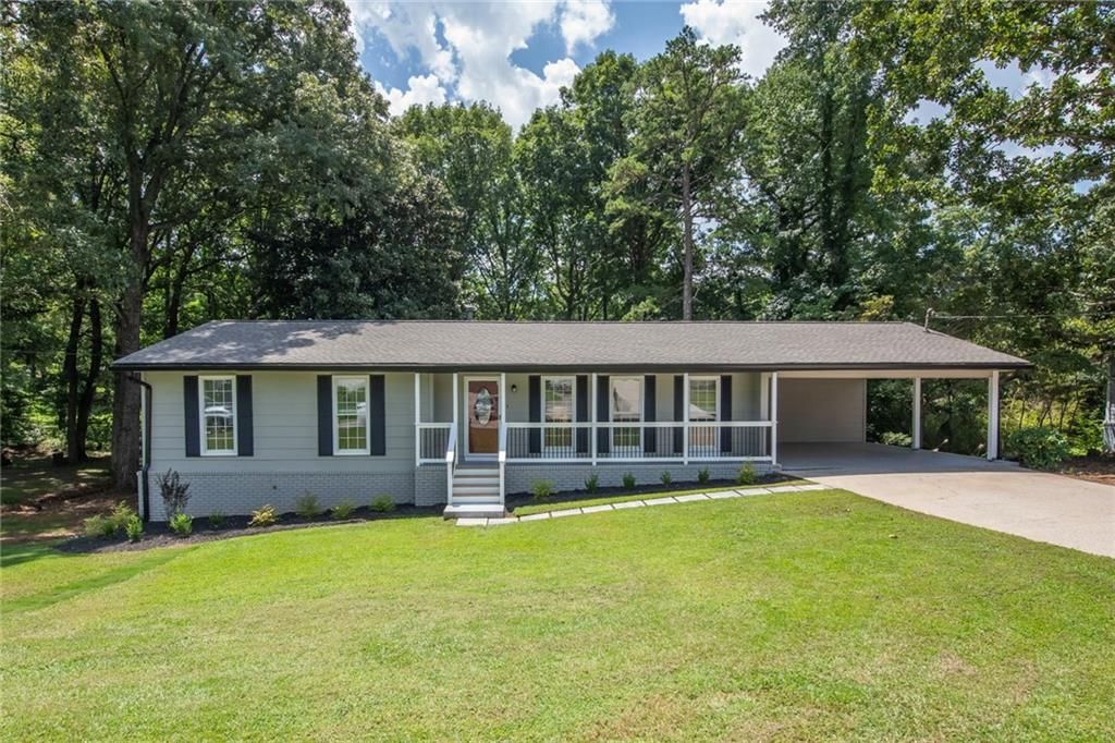 6109 Ridge Way, Douglasville, GA 30135