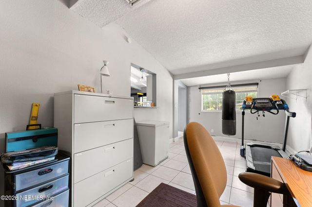 1817 BANBURY Road, Jacksonville, FL 32211