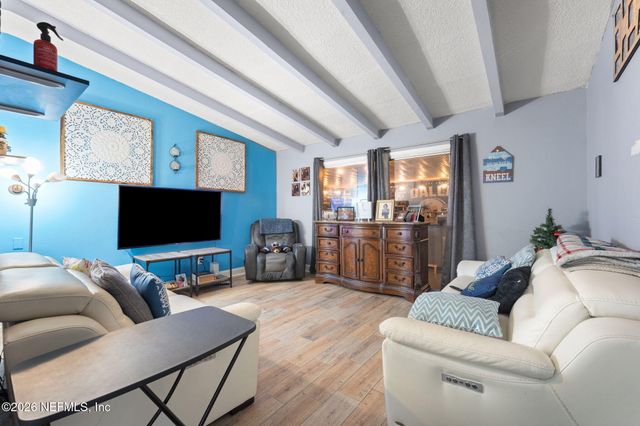 1817 BANBURY Road, Jacksonville, FL 32211