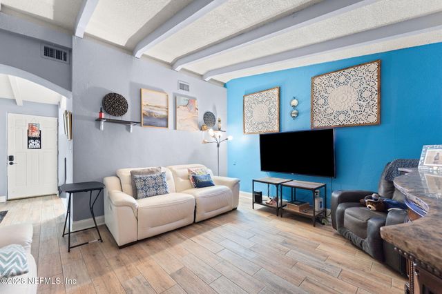 1817 BANBURY Road, Jacksonville, FL 32211