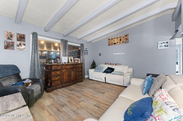 1817 BANBURY Road, Jacksonville, FL 32211