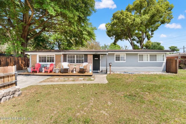 1817 BANBURY Road, Jacksonville, FL 32211