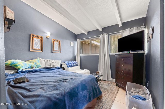 1817 BANBURY Road, Jacksonville, FL 32211