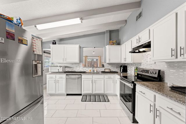 1817 BANBURY Road, Jacksonville, FL 32211